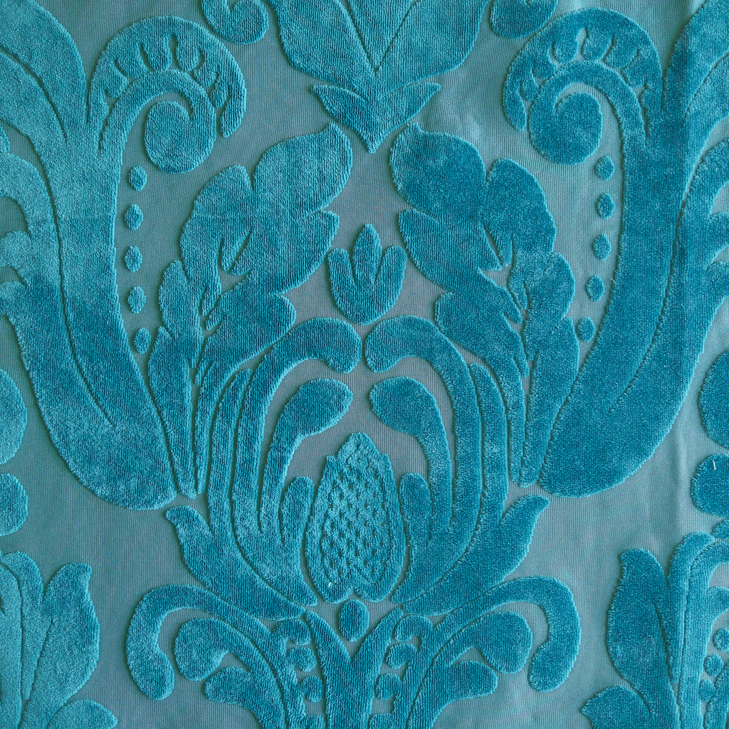 Facade Velvet