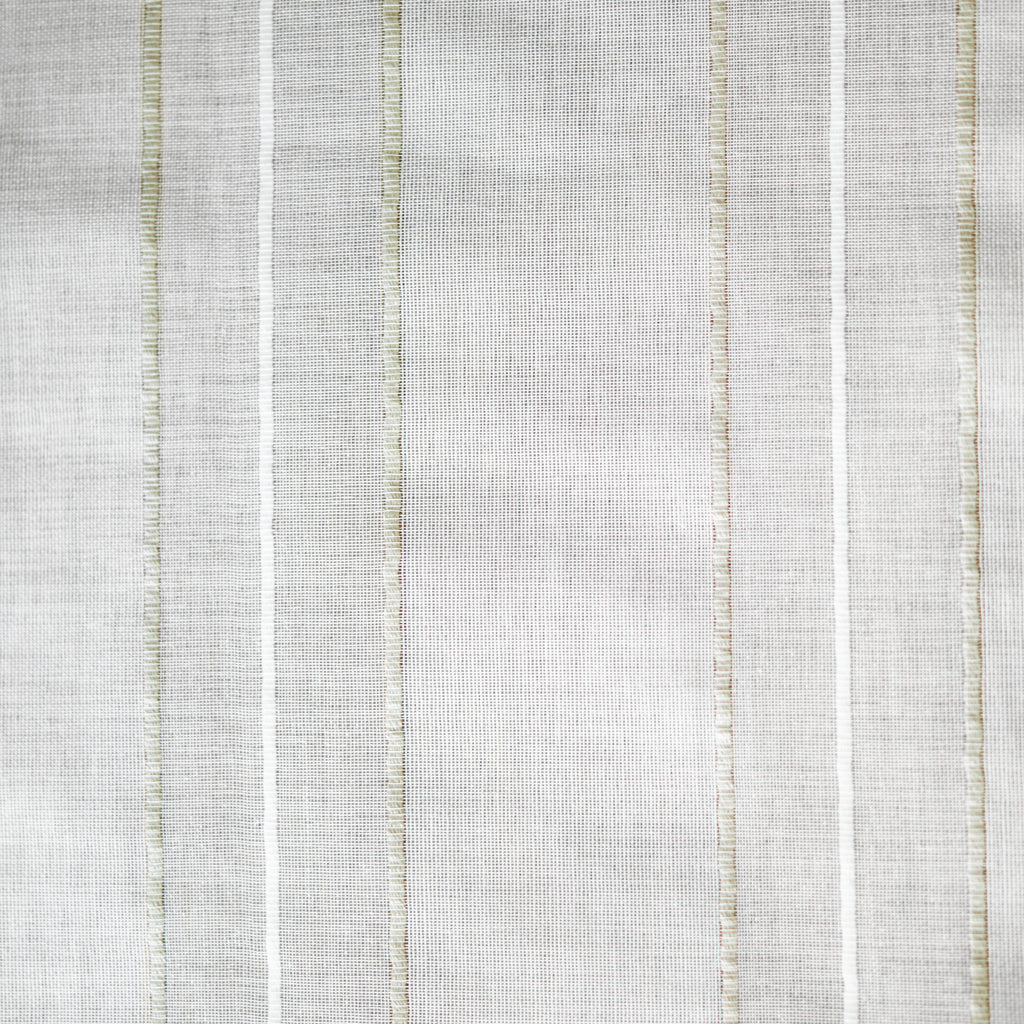 Trigg Sheer